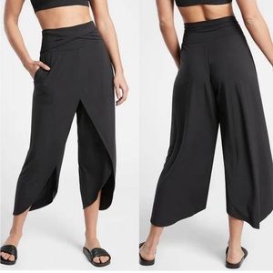 Athleta Release Flowy High Rise Layover Harem Pants